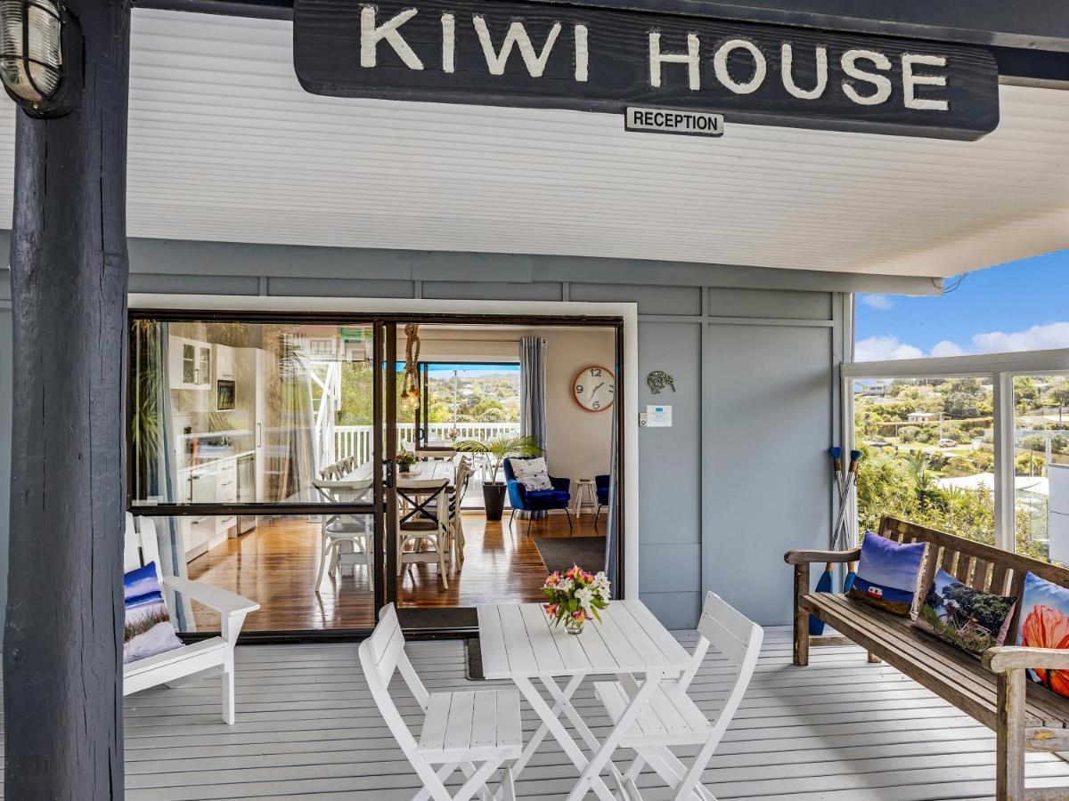 Hotel Kiwi House Waiheke à Oneroa Extérieur photo
